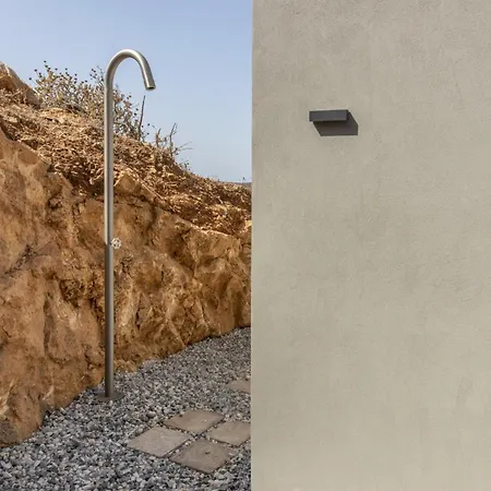 Moonhouse Paros Villa Kostos