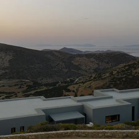 Moonhouse Paros Villa