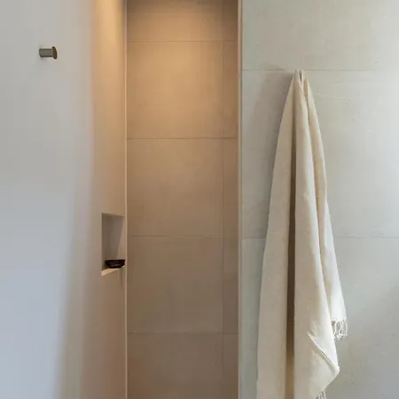 Moonhouse Paros * Kostos