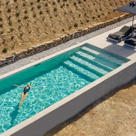 Moonhouse Paros Villa Kostos